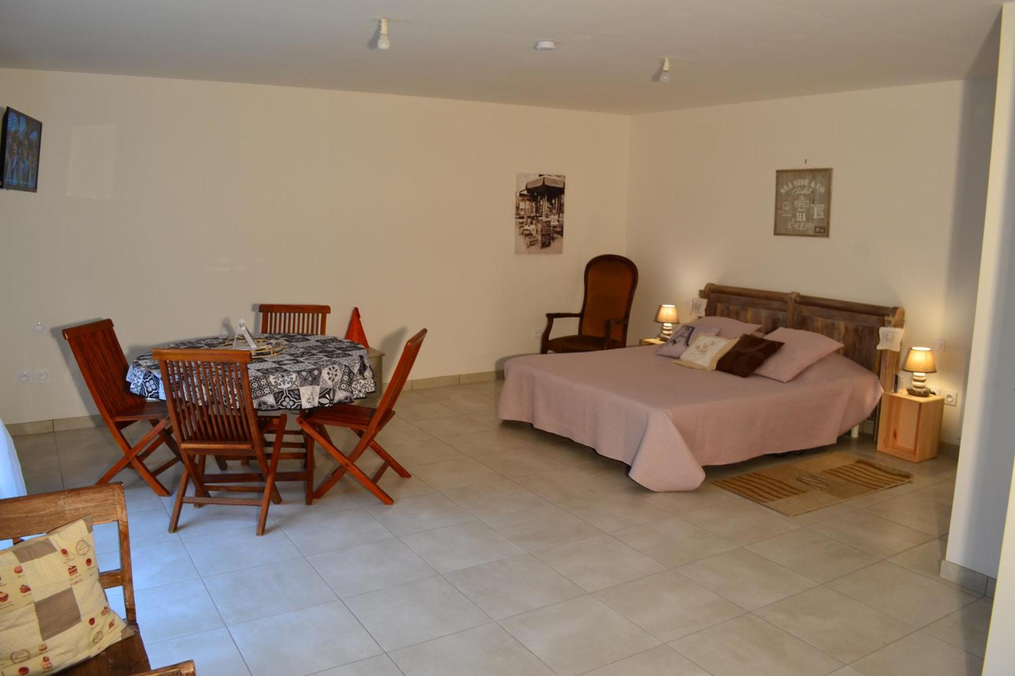 Gites De La Bibudiere Le Boupere Room photo